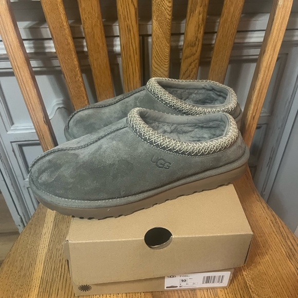UGG Tasman II Suede Slippers size 10 moss green. - Picture 4 of 6